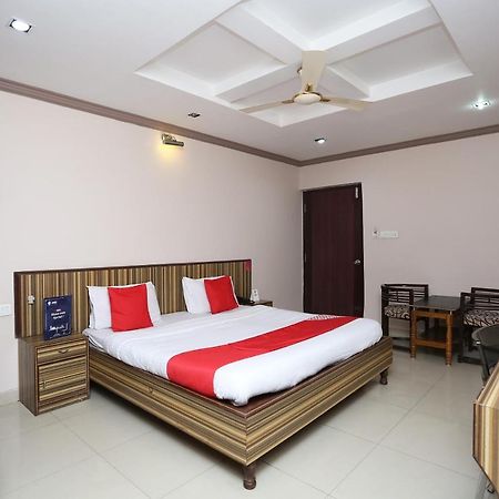 Hotel Oyo 3881 Venus Nxt Bhubaneswar Exterior foto